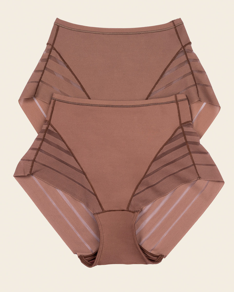 Panty faja clásico con control moderado de abdomen y bandas en tul