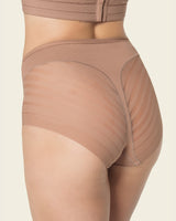 Panty faja clásico con control moderado de abdomen y bandas en tul#color_857-cafe