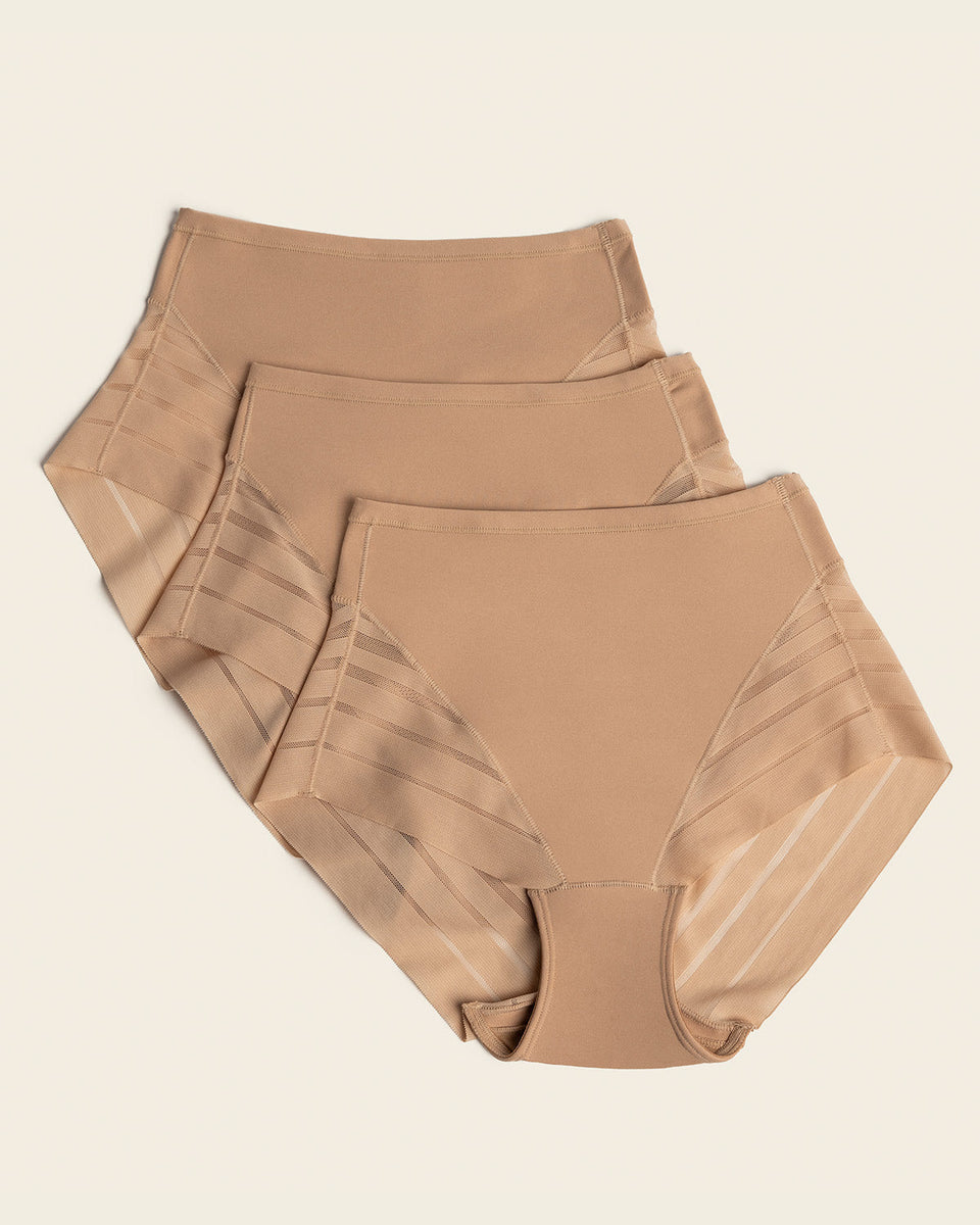 Panty faja clásico con control moderado de abdomen y bandas en tul