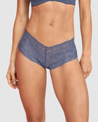 Panty estilo hipster en encaje moderno