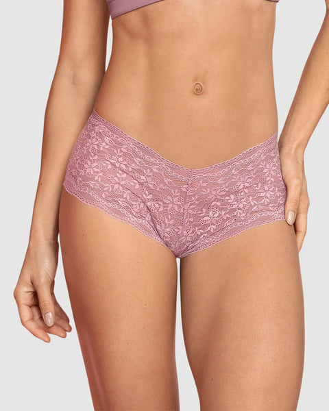 Panty estilo hipster en encaje moderno#color_413-mora