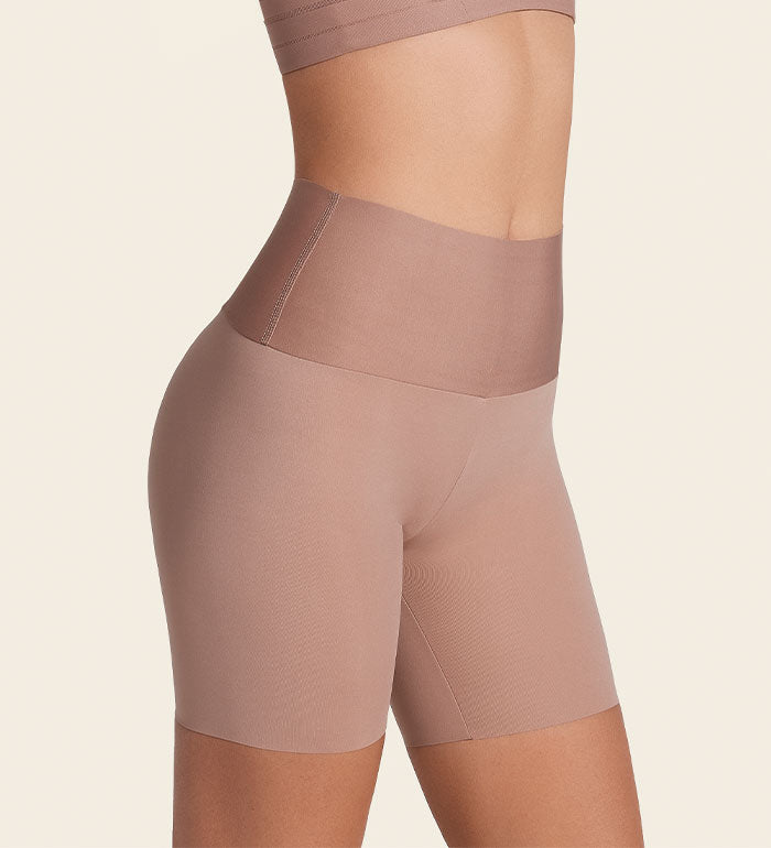 PowerStay Short & Stripe Undetectable Panty en Nude