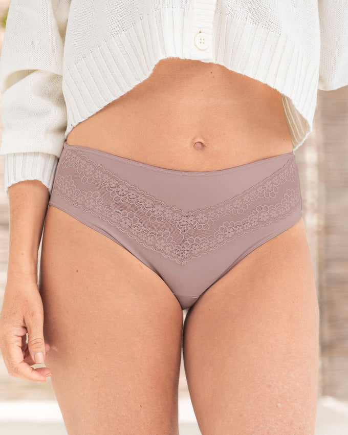 Paquete x 3 panties tipo bikini clásicos y confortables#color_s24-palo-de-rosa-vino-marfil
